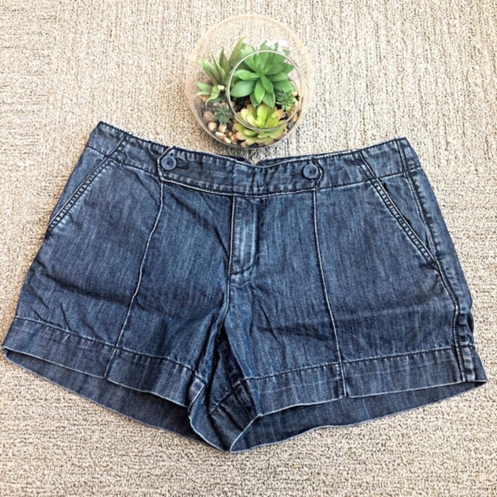 2/$20 💙 LOFT Jean Shorts Size 4 0044